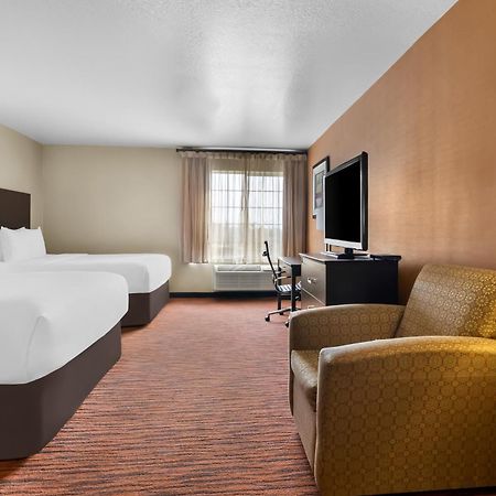 Comfort Suites Clovis Bagian luar foto