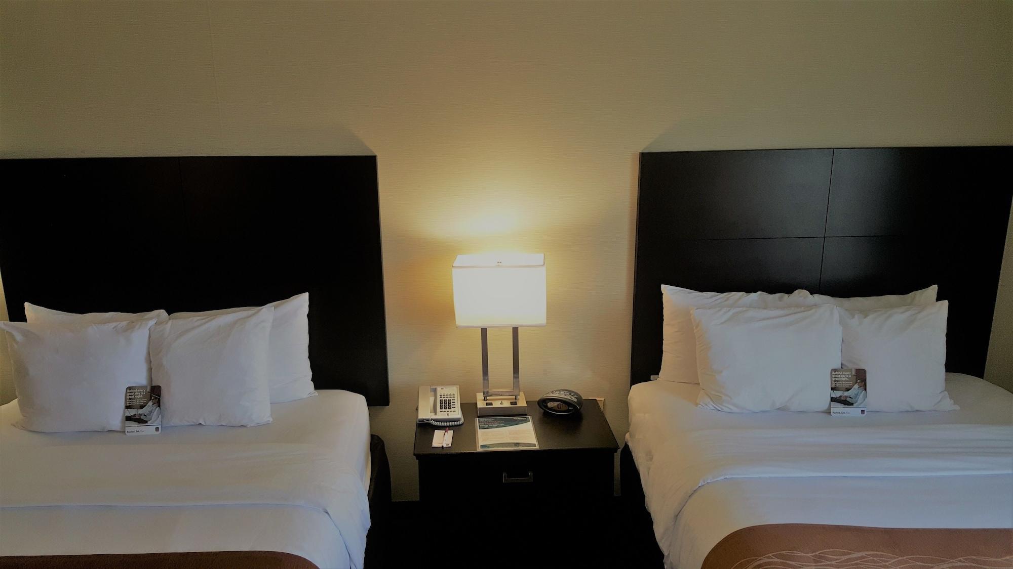 Comfort Suites Clovis Bagian luar foto